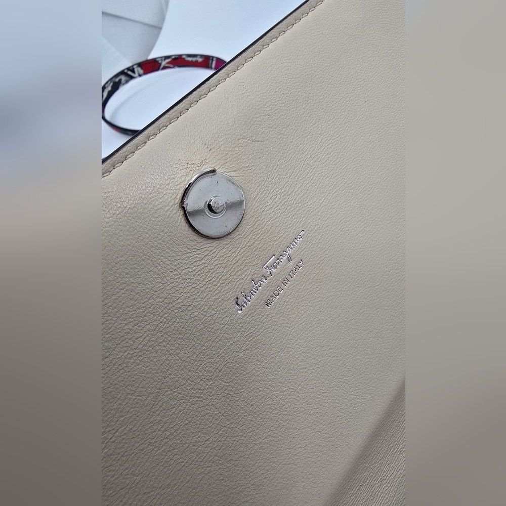 Salvatore Ferragamo Gancini Top Handle Bag - Picture 11 of 16